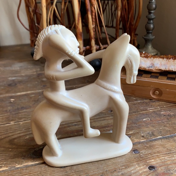 Warrior on Horse, Soap Stone Figure - Picture 3 of 8